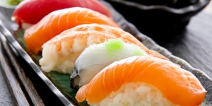 sushi rotas e sabores